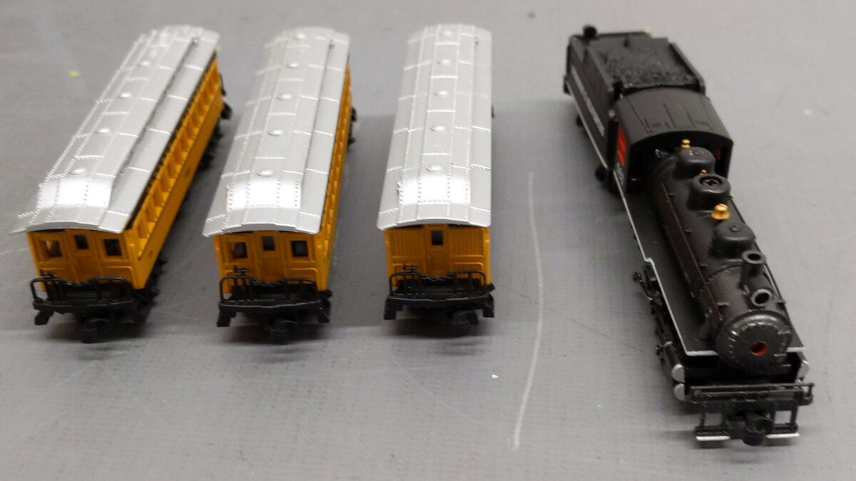 Bachmann 24020 N Scale Durango and Silverton Steam Starter Passenger Train Set EX/Box