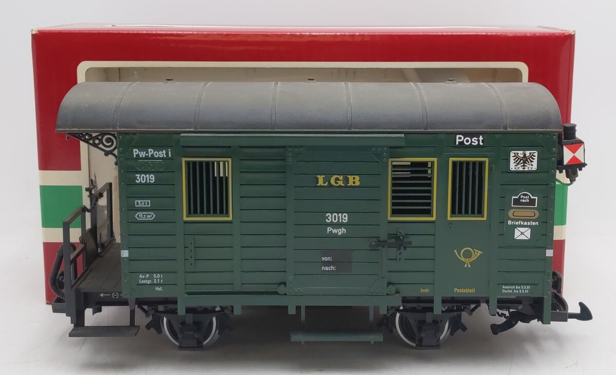 LGB 3019 G Scale Lighted Postal Car (Metal Wheels) EX/Box