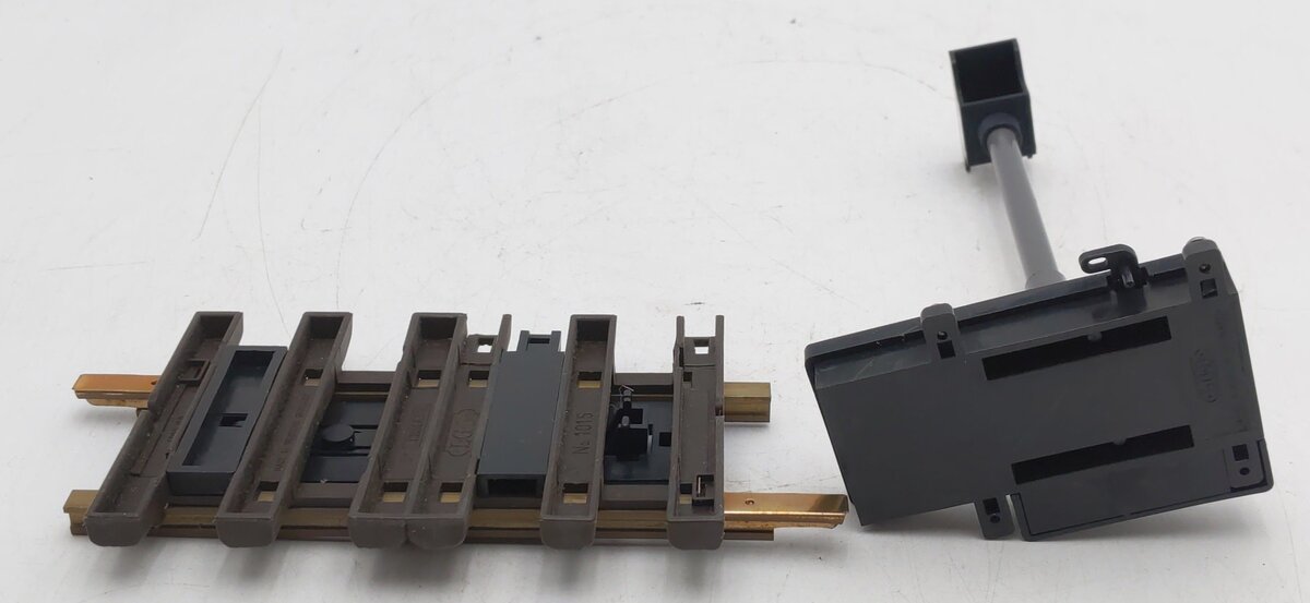 LGB 1056 G Scale Electric Uncoupling Track Section VG/Box