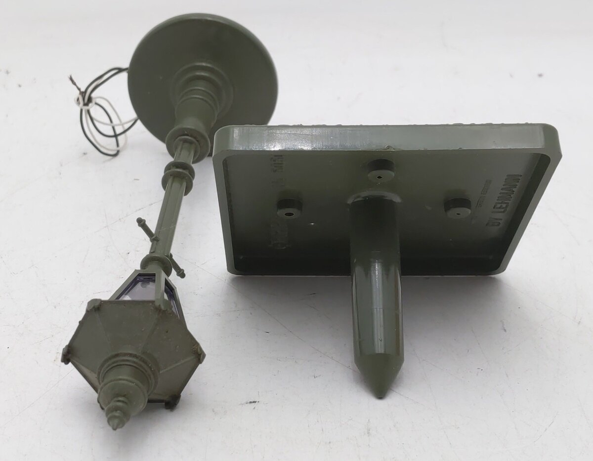 LGB 5050 G Scale Nostalgic Street Lantern Post 14 - 18 Volt VG/Box