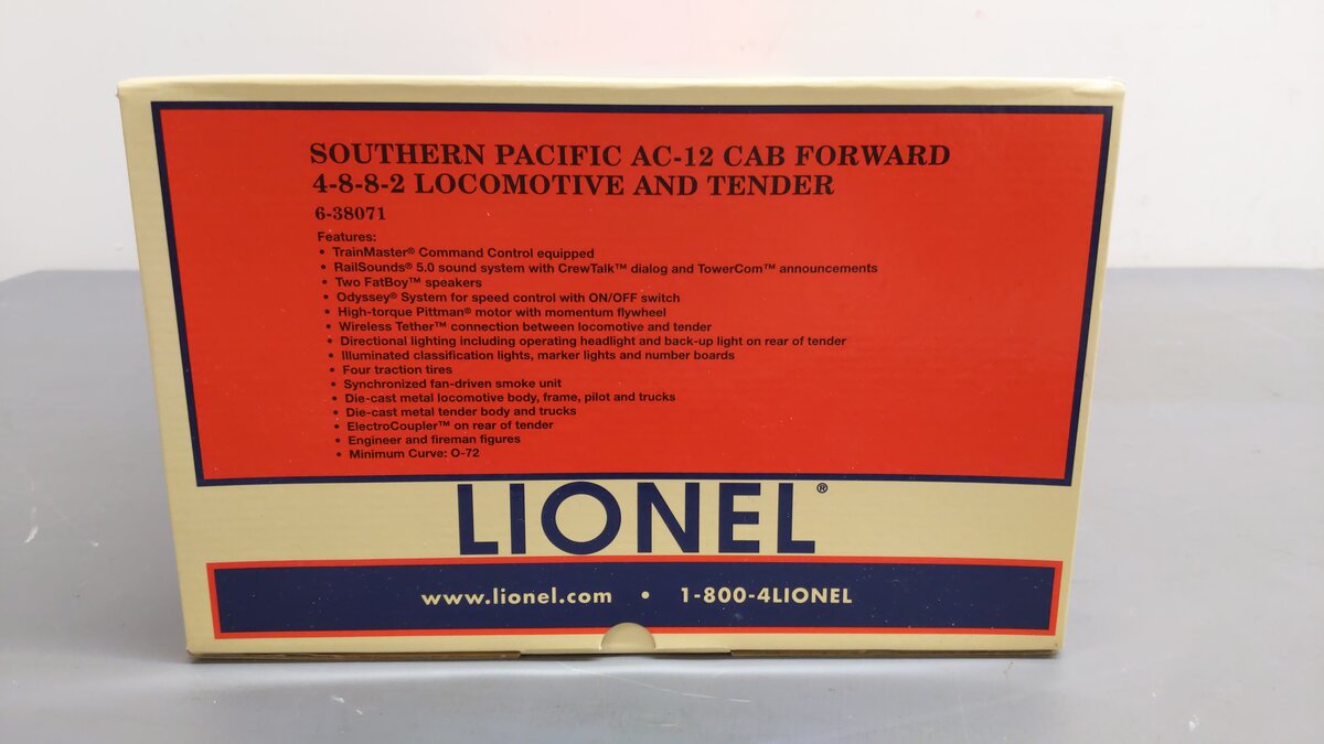 Lionel 6-38071 O Gauge SP 4-8-8-2 AC-12 Steam Locomotive & Tender with TMCC EX/Box