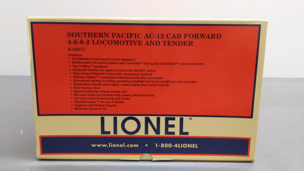 Lionel 6-38071 O Gauge SP 4-8-8-2 AC-12 Steam Locomotive & Tender with TMCC EX/Box