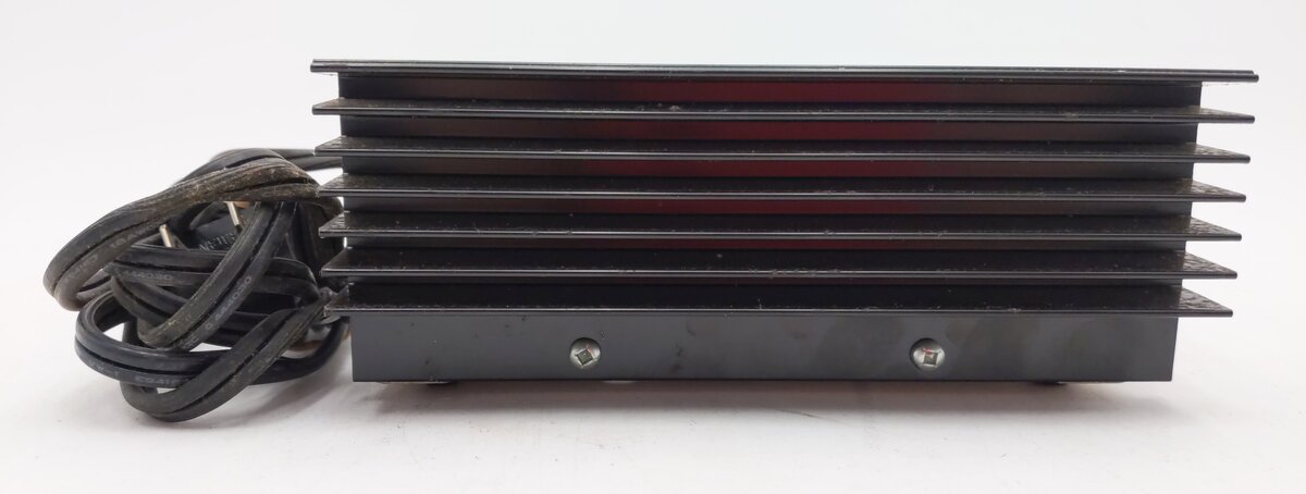 Micronta 22-120 Regulated 12-Volt Power Supply EX/Box