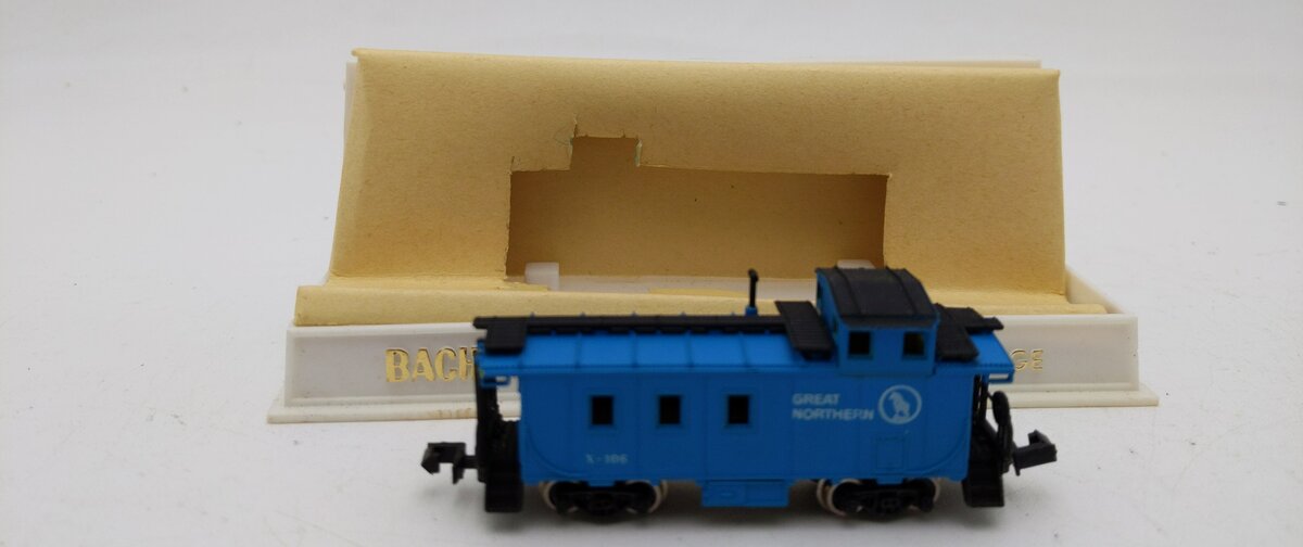 Bachmann N Scale Great Northern Caboose x-106 LN/Box