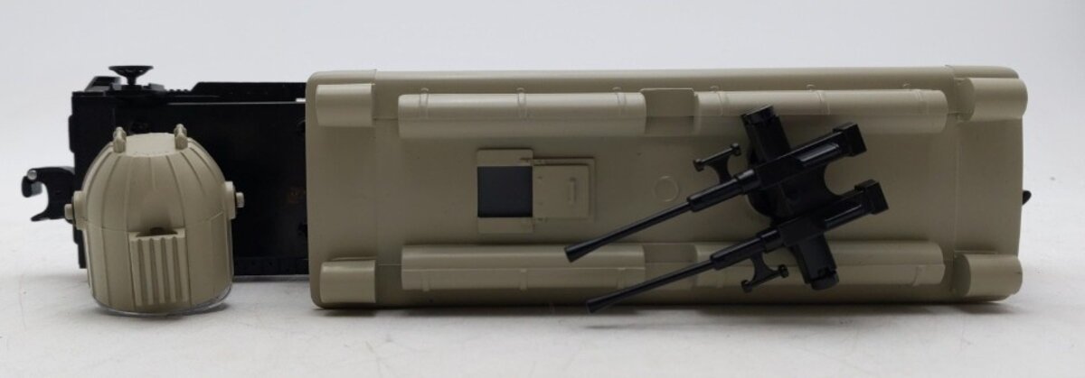 Lionel 2223010-C O Gauge US Army Security Caboose w/Rotary Beacon #23014 EX