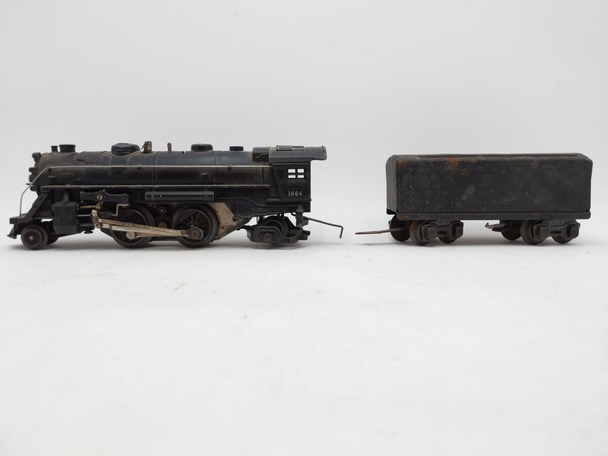 Lionel 1664 Vintage O 2-4-2 Diecast Steam Locomotive W2666T Tender VG