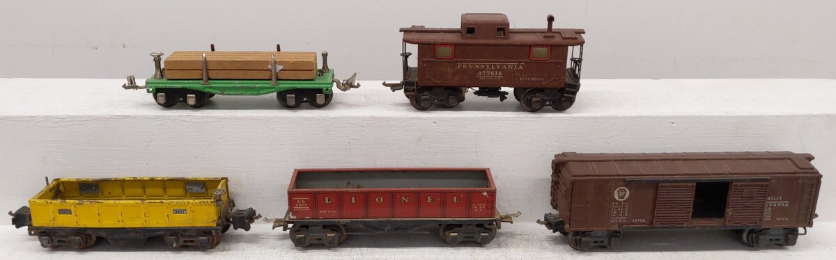 Lionel Vintage O Prewar Freight Cars #61100,651,477618,3652,2677 [5] VG