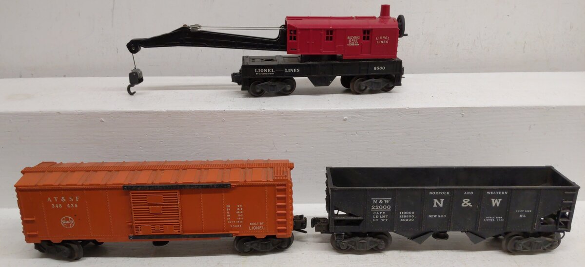 Lionel O Gauge Assorted Freight Cars; 348425, 22000, 6560, [3] VG