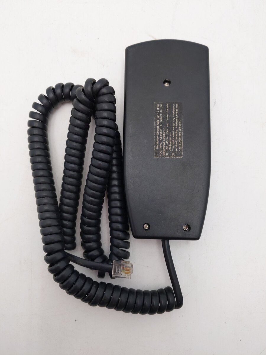 MRC 2000 HO DCC Command 2000 w/ Walkaround Controller EX