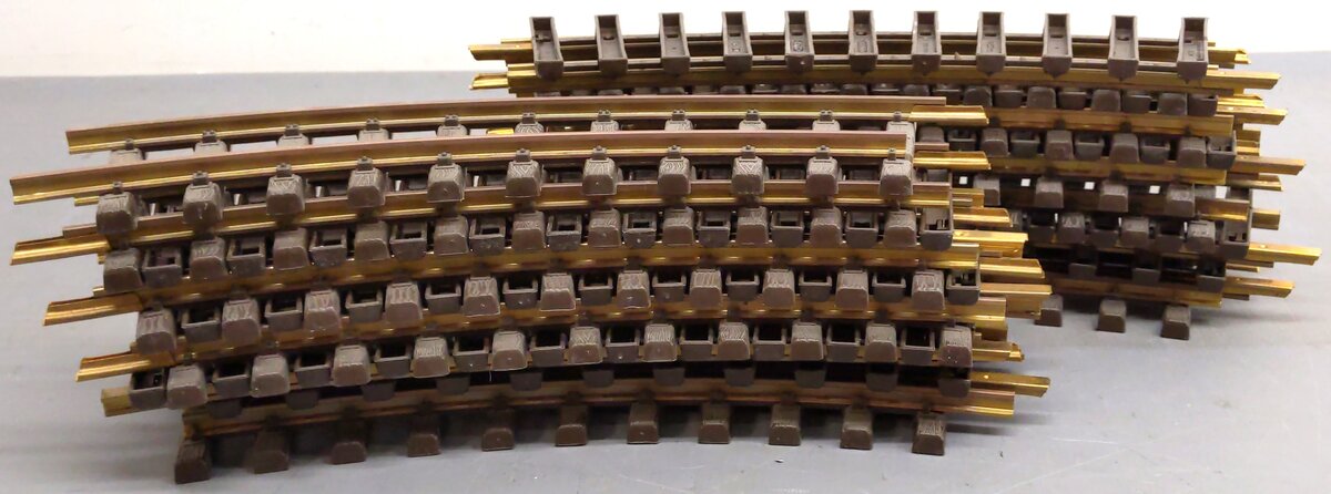 LGB 1100 G Scale Curved Track Sections (19) VG