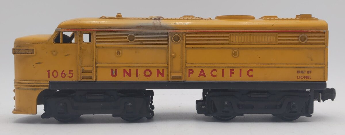 Lionel 1065 Vintage O Union Pacific Alco A Powered Diesel Locomotive