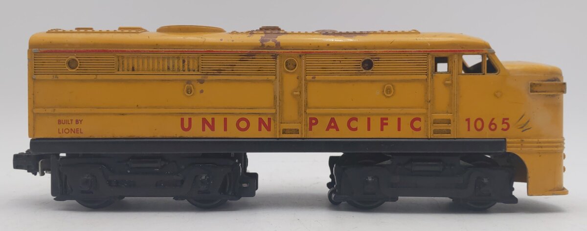 Lionel 1065 Vintage O Union Pacific Alco A Powered Diesel Locomotive