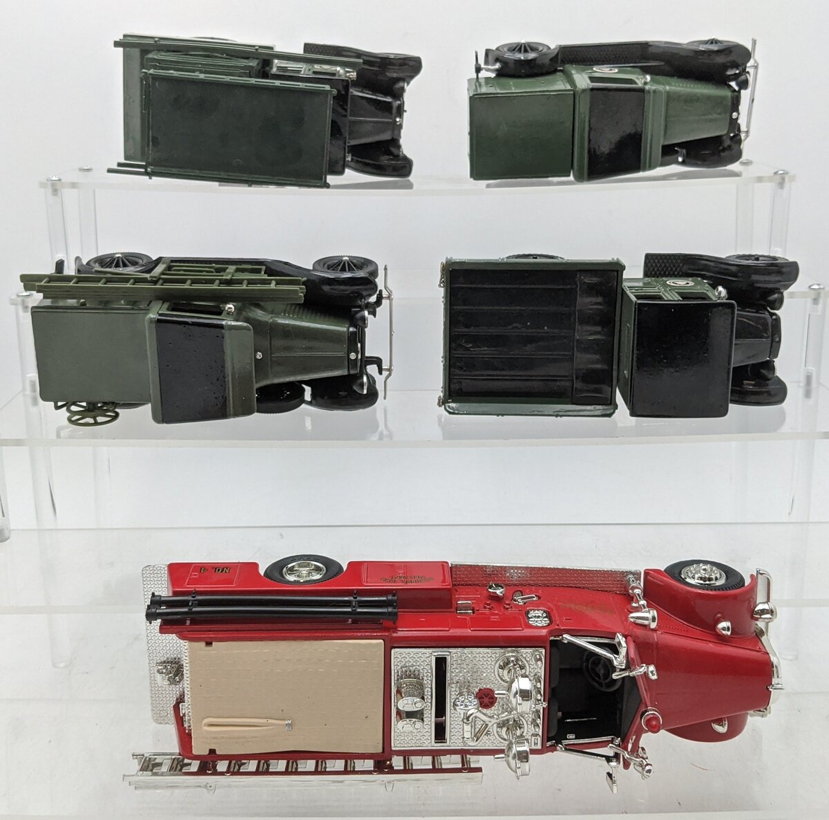 Ertl 1:32 Scale Assorted Die-Cast Vehicles [5] VG
