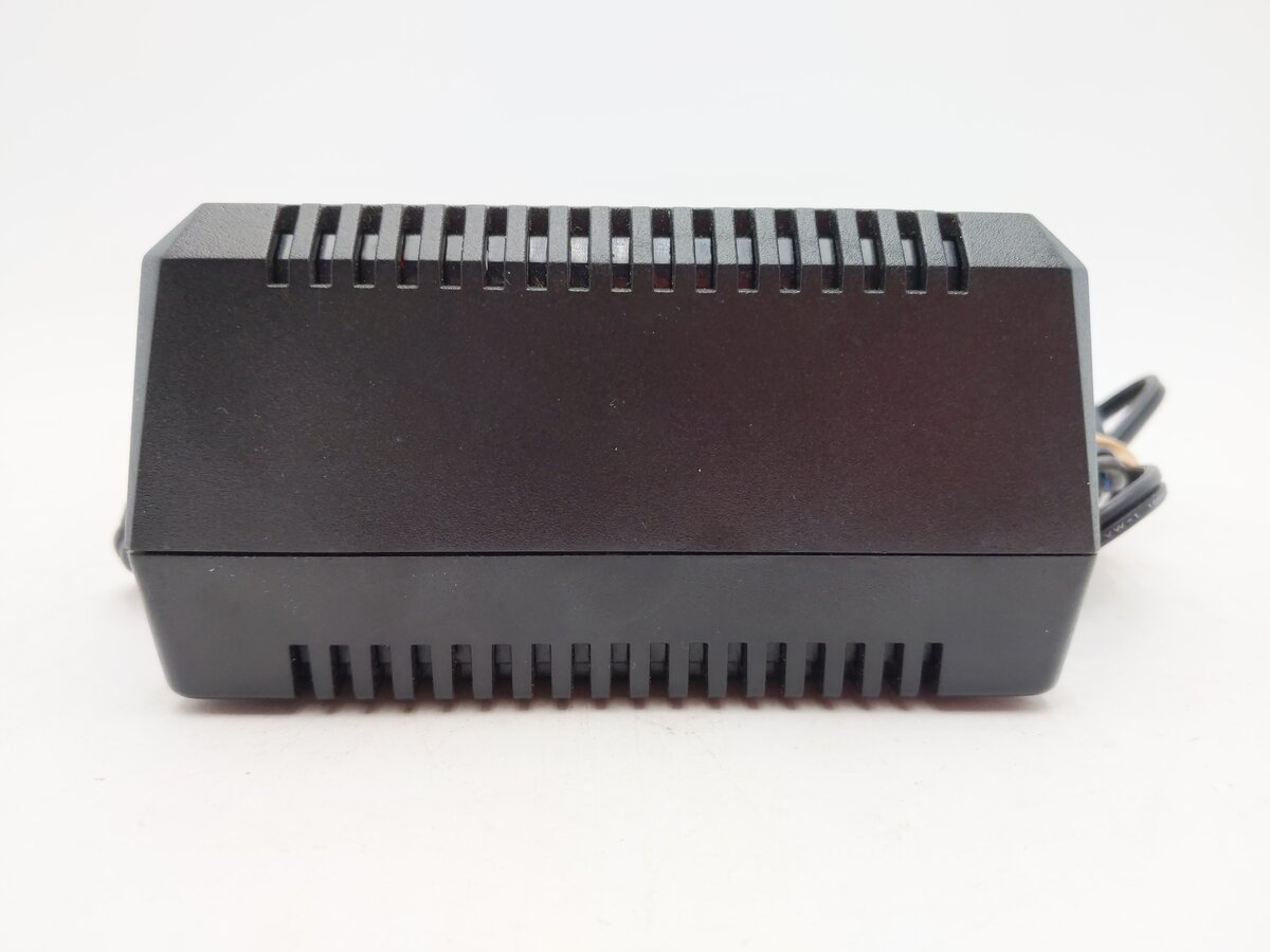 MRC AD515 Digital Command Control Accessories Power Supply EX