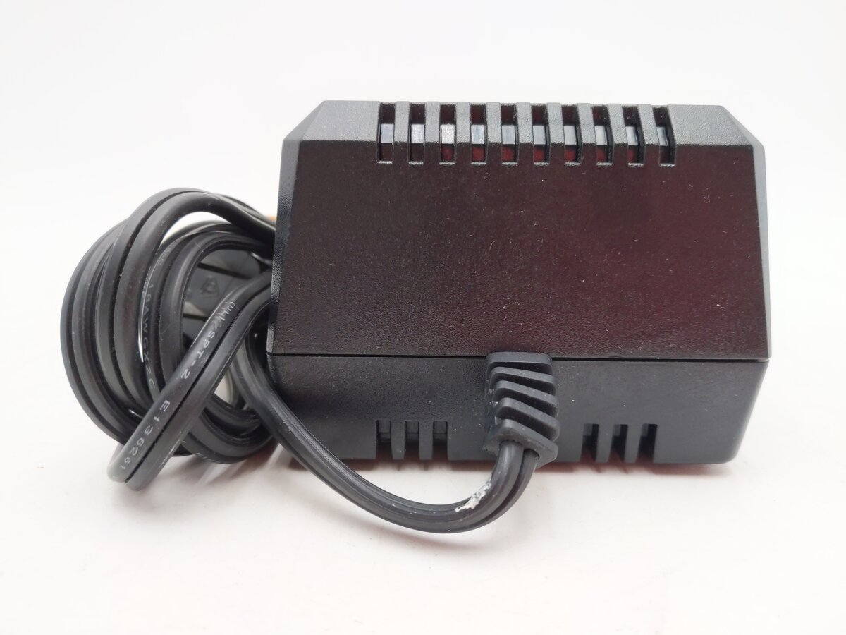 MRC AD515 Digital Command Control Accessories Power Supply EX