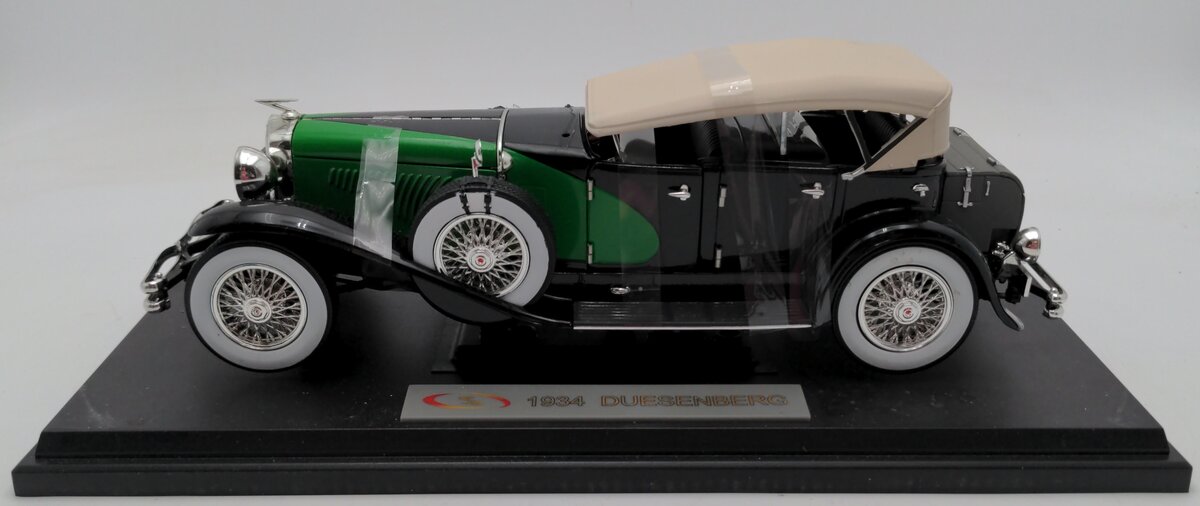 Signature Models 32310 1:32 Scale 1934 Duesenberg - Green & Black VG/Box