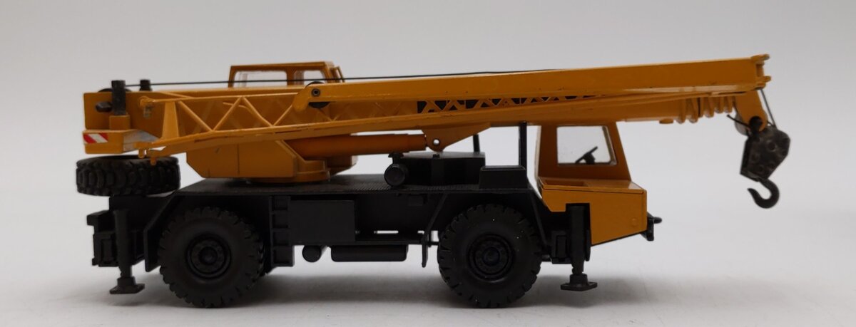 Conrad 2083 1:50 Scale Die-Cast Liebherr LTM 1025 Mobile Crane VG/Box