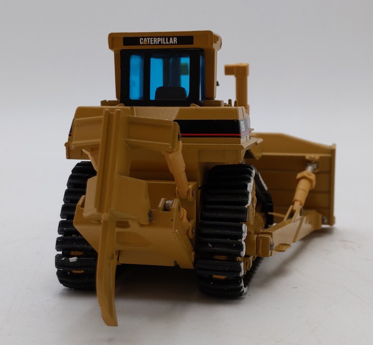 NZG 451 1:50 CAT D9R Track-Type Tractor LN/Box