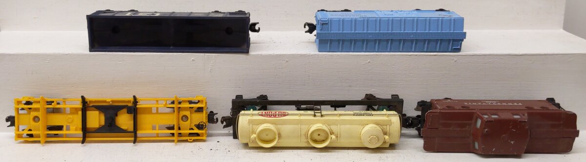 Lionel Vintage Custom O Gauge Freight Cars #16715,9148,9079,9162 [5] VG