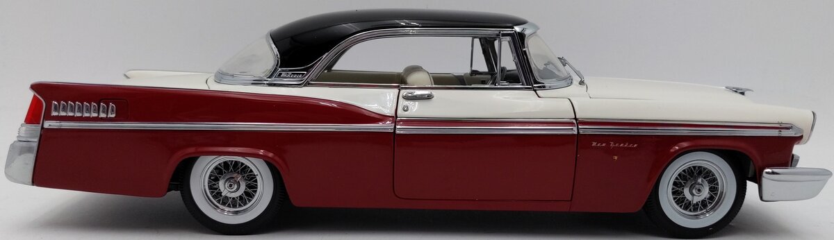 Acme A1809001 1956 Chrysler New Yorker St. Regis EX/Box
