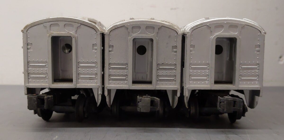 Lionel O Gauge Assorted Lionel Lines Passenger Cars: 2432, 2436, 2436 [3] VG