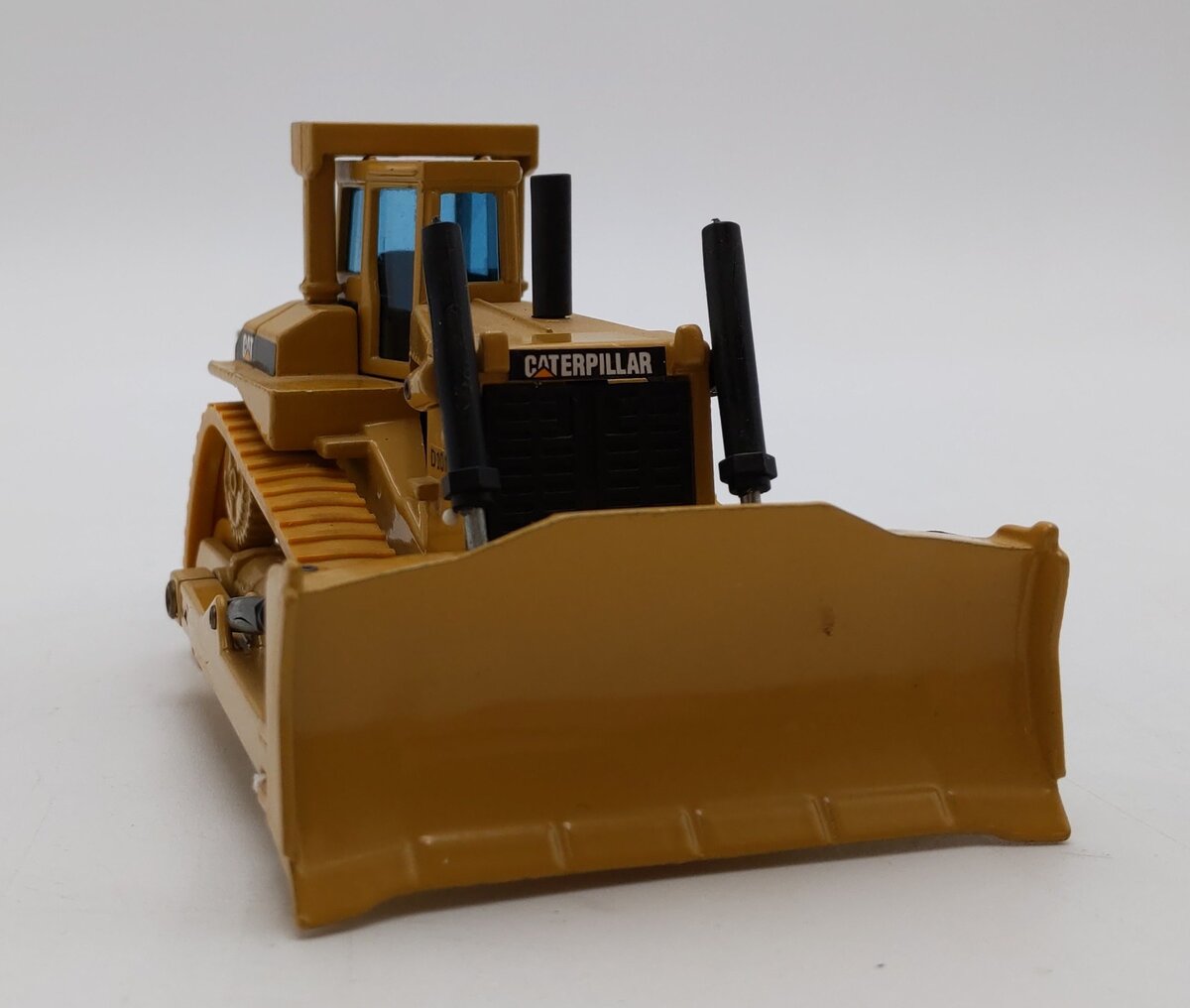 Joal 1:50 Scale Caterpillar D10N Bulldozer NIB