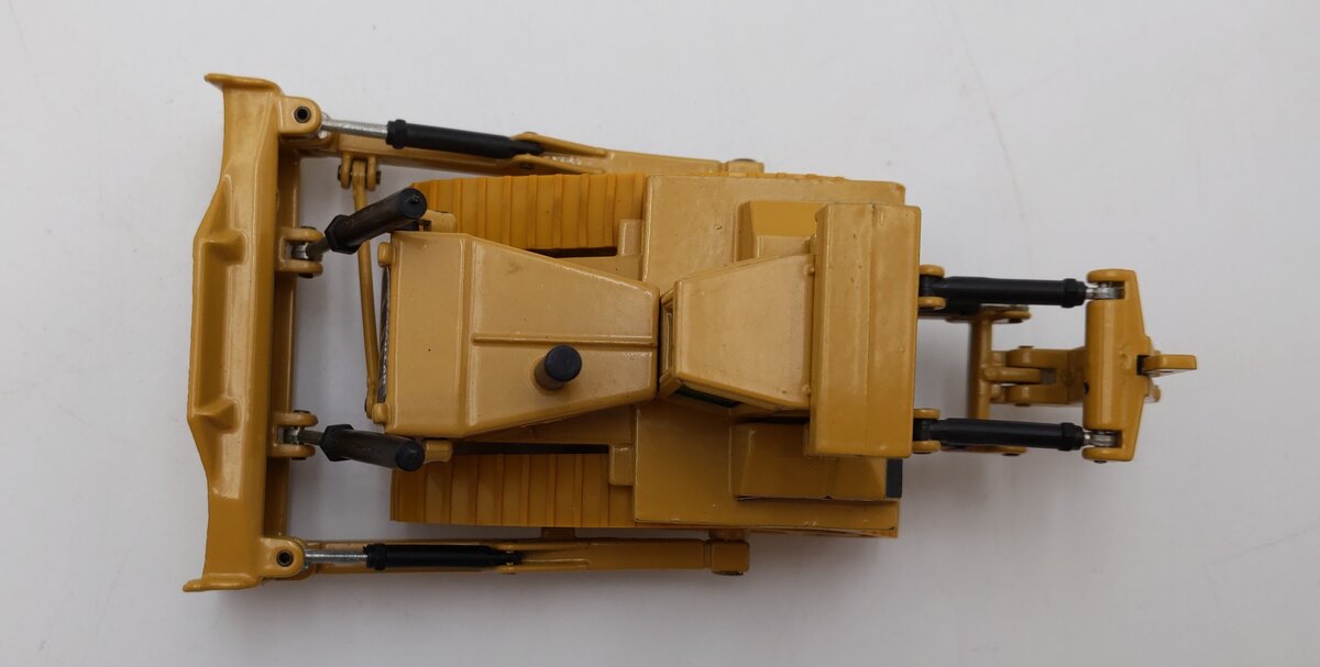 Joal 1:50 Scale Caterpillar D10N Bulldozer NIB