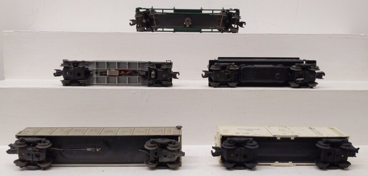 Lionel O Freight Cars: 3362, 6482, 356225, 3469, 6520 [5] VG