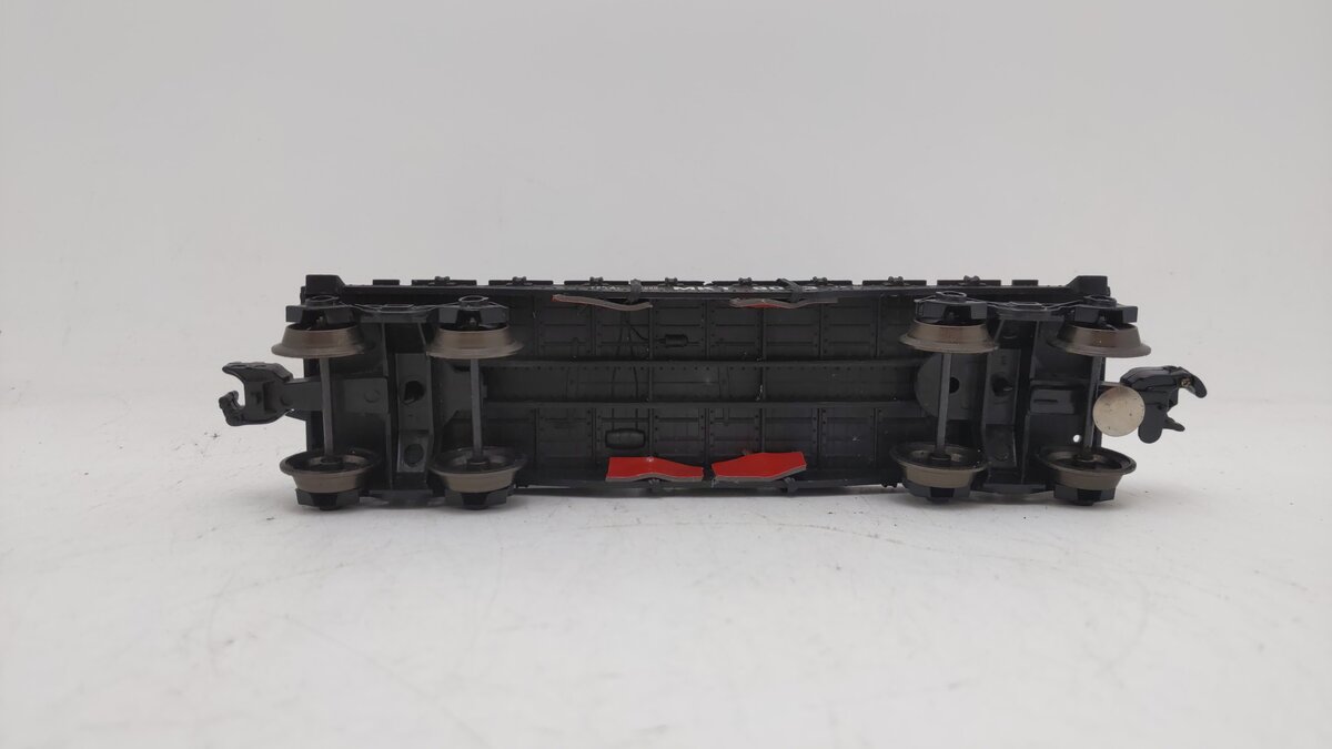 Lionel 6-9023 MKT O Flatcar w/ Green Truck EX