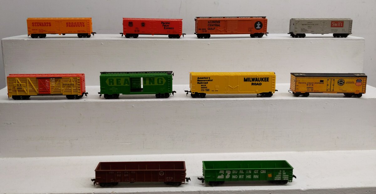 Bachmann & Other Assorted HO Scale  Freight Cars [10] #59274 #2536 #397036 EX