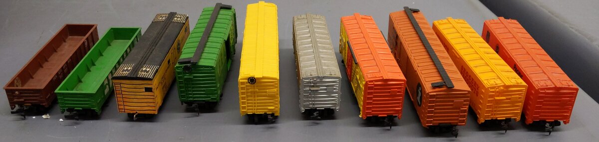 Bachmann & Other Assorted HO Scale  Freight Cars [10] #59274 #2536 #397036 EX
