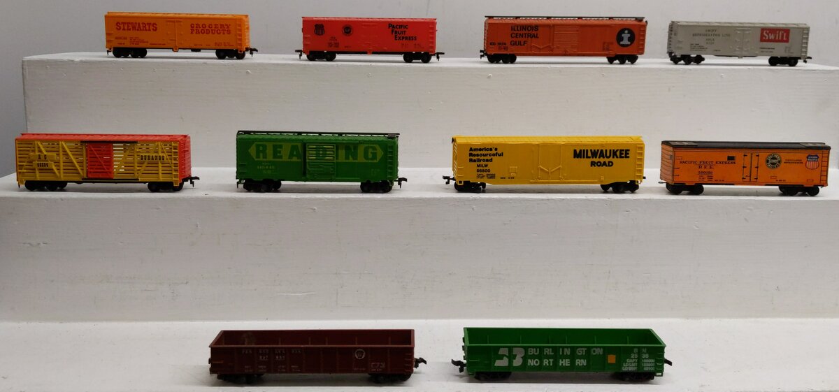 Bachmann & Other Assorted HO Scale  Freight Cars [10] #59274 #2536 #397036 EX