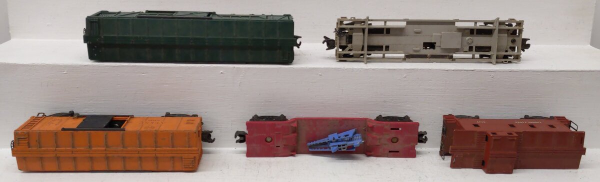Lionel Vintage O Gauge Freight Cars #63132,6017,3356,336155 [5] VG
