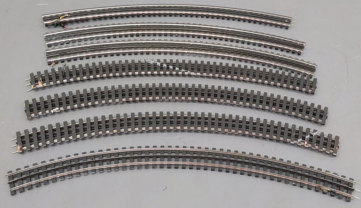 Gargraves Assorted O 3 Rail Curved Track Sections [7] EX