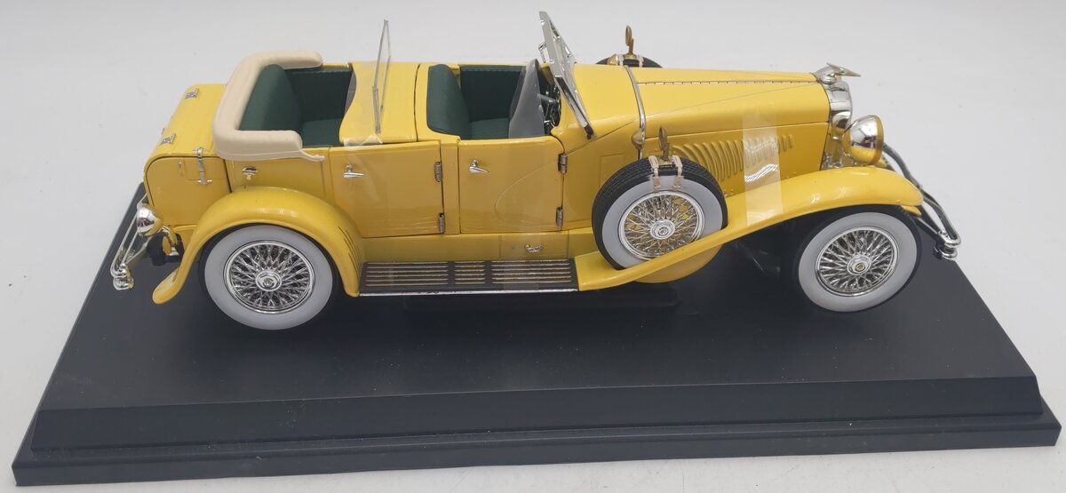 Greenlight Collectibles 12927 1:18 Great Gatsby - 1934 Duesenberg II SJ Yellow LN/Box