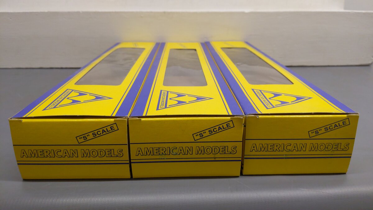 American Models S Scale Assorted Undecorated Passenger Cars [3] VG/Box