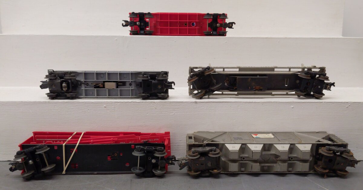 Lionel Vintage O Freight Cars: 6520, 336155, 634656, 6470, 3349 [5] VG