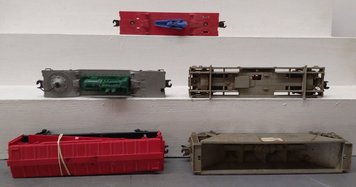 Lionel Vintage O Freight Cars: 6520, 336155, 634656, 6470, 3349 [5] VG