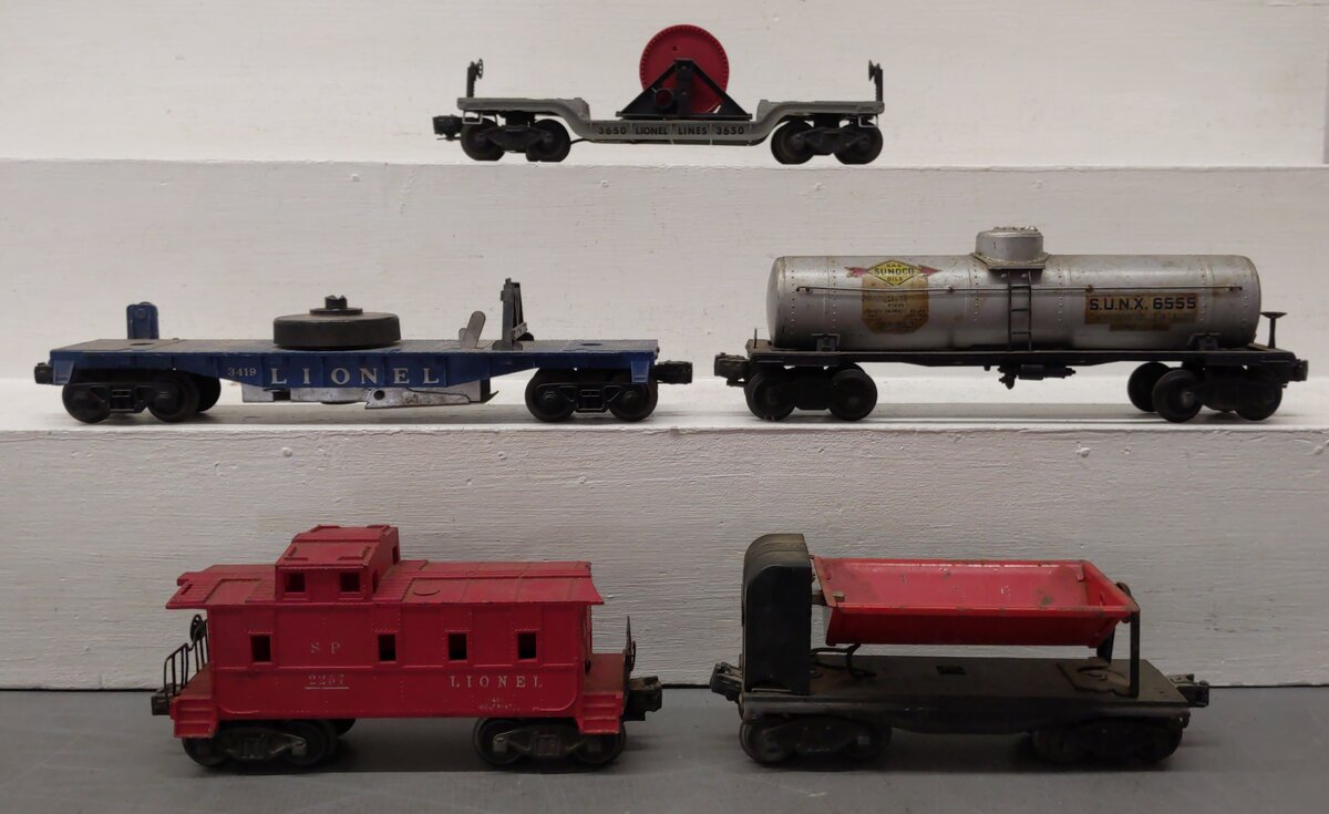 Lionel Vintage O Freight Cars: 3659, 3650, 2257, 3419, 2955 [5]