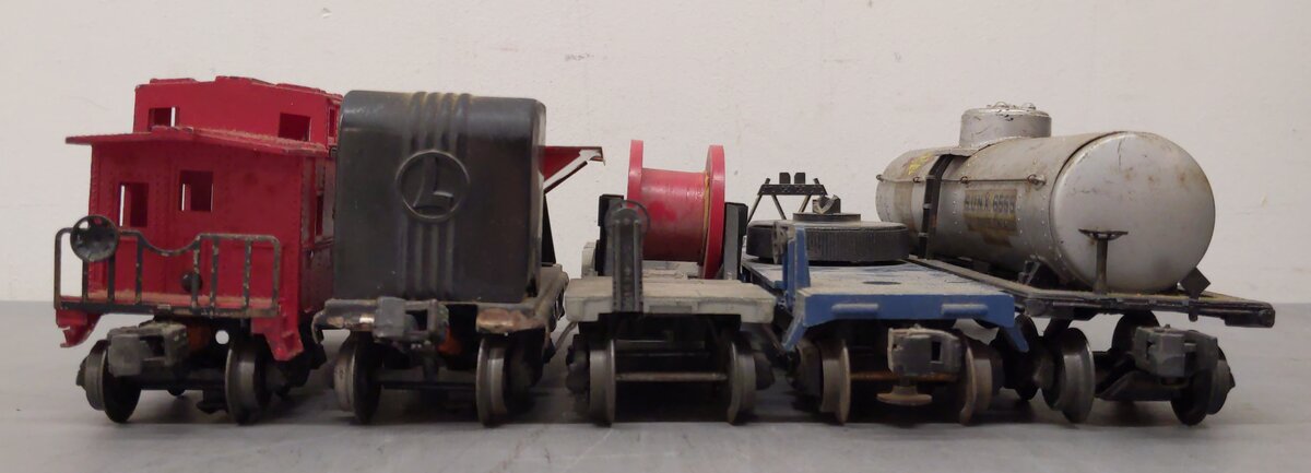 Lionel Vintage O Freight Cars: 3659, 3650, 2257, 3419, 2955 [5]