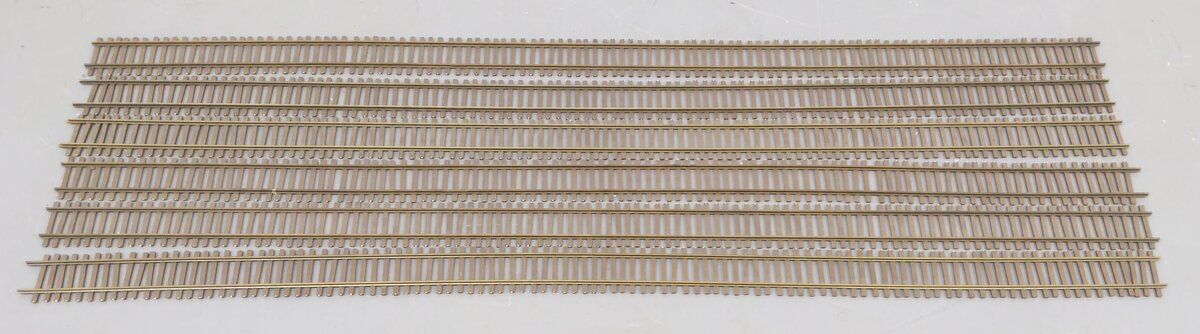 American Models T14836 S Gauge 36" Brass Straight Flex Track [6] EX