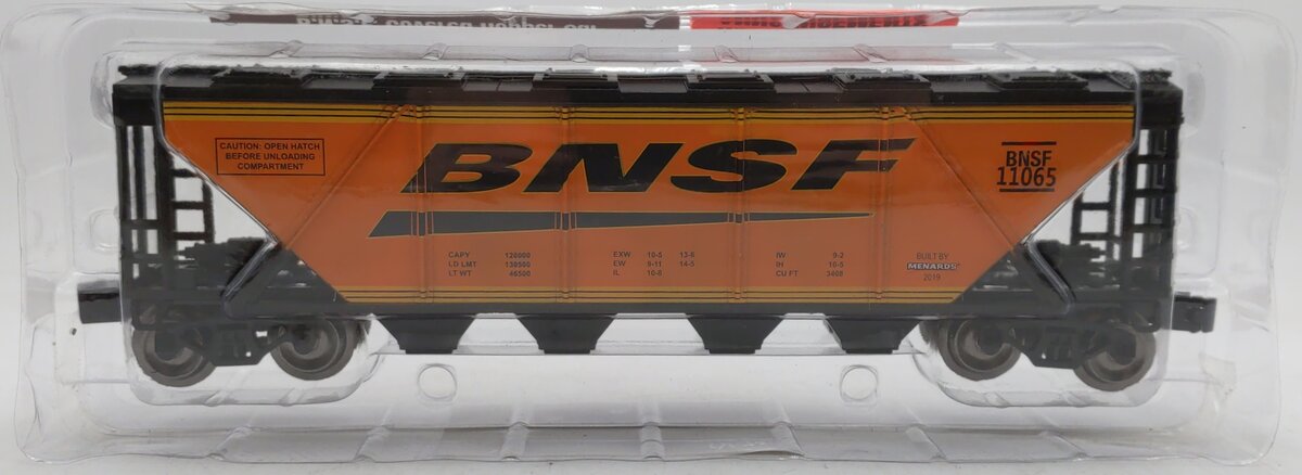 Menards 279-4570 O Gauge BNSF Covered Hopper Car #11065 NEW