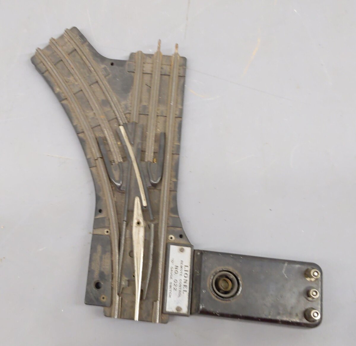 Lionel 022 O Gauge Left-Hand & Right-Hand Electric Remote Switches [5] VG