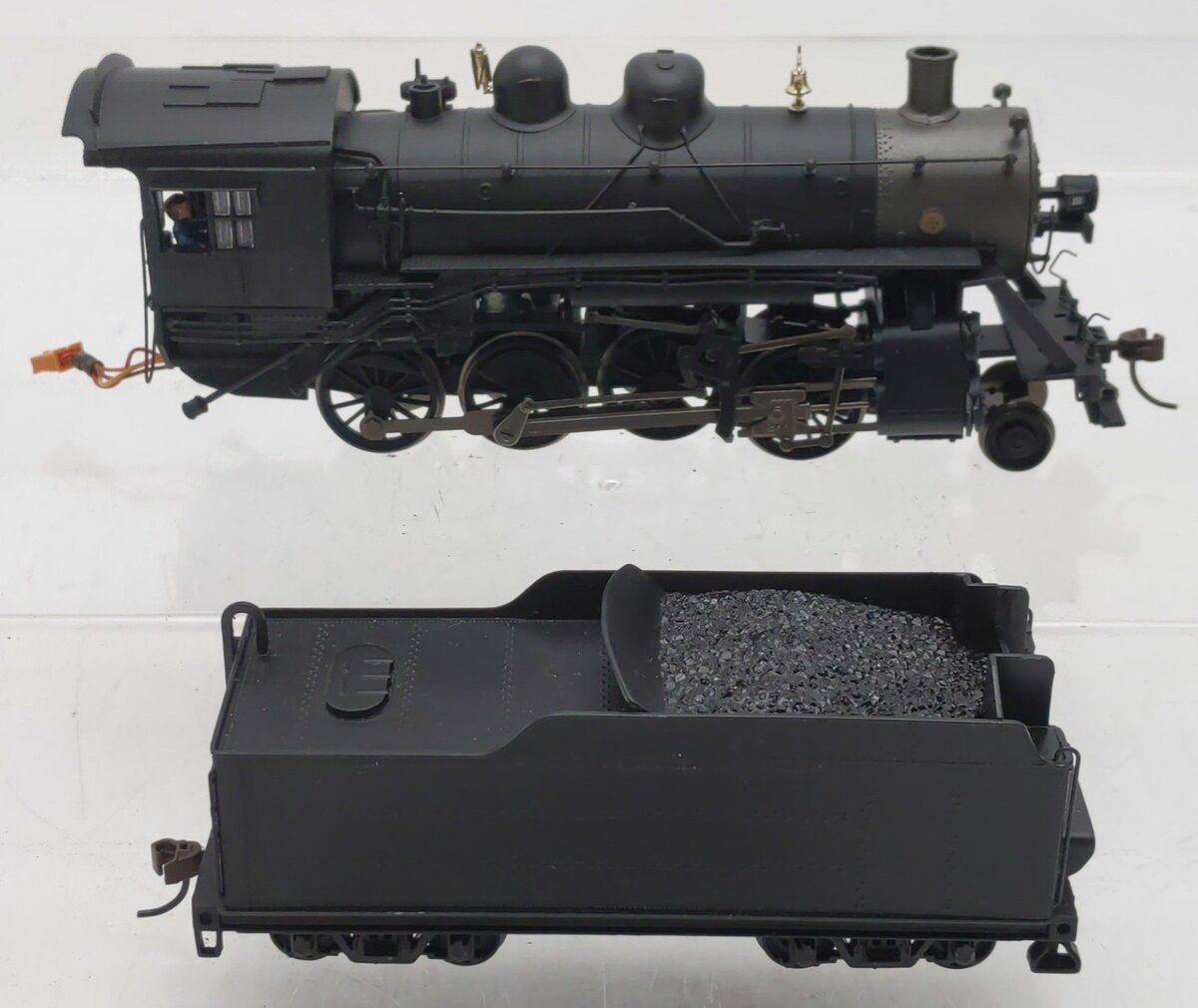 Bachmann 11426 HO New York, New Haven & Hartford 2-8-0 Steam Locomotive  VG/Box