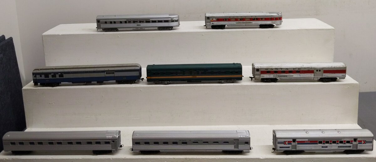 Rivarossi & Other HO Scale Passenger Cars [8] VG