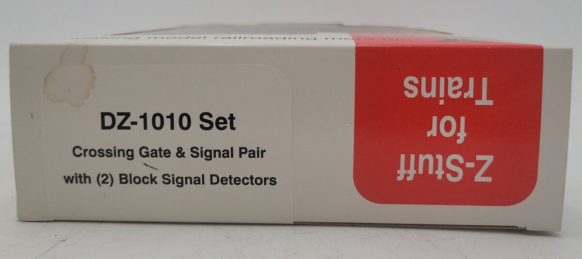 Z-Stuff DZ-1010 O Crossing Gate & Signal Pair W/Block Signal Detectors VG/Box