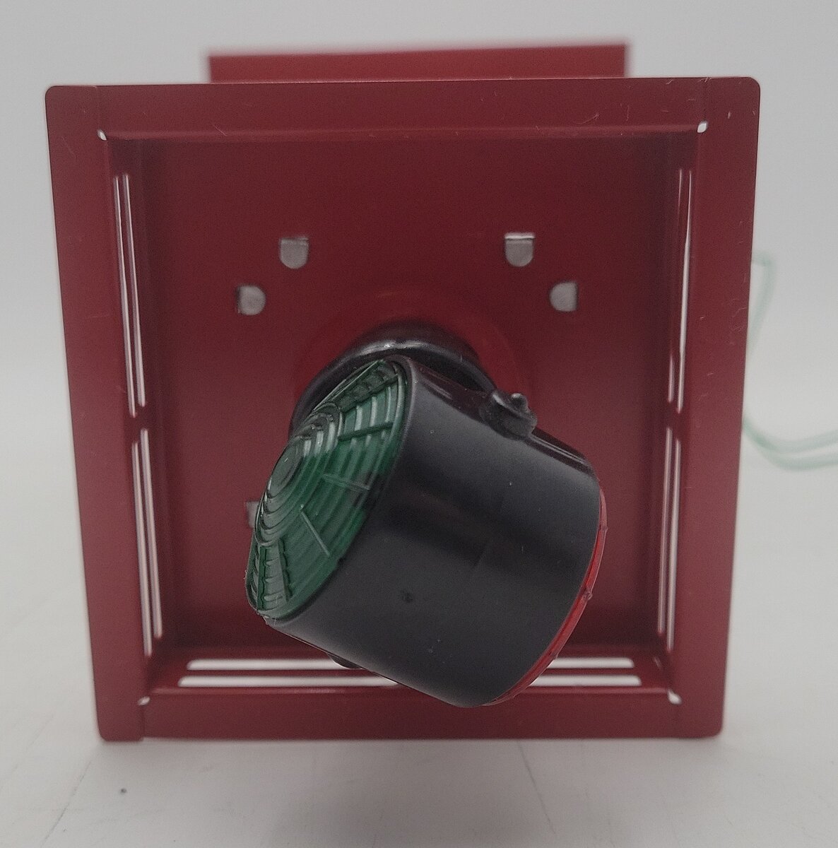 MTH 30-9033 O Gauge #394 Operating Red & Green Rotating Aircraft Beacon EX/Box