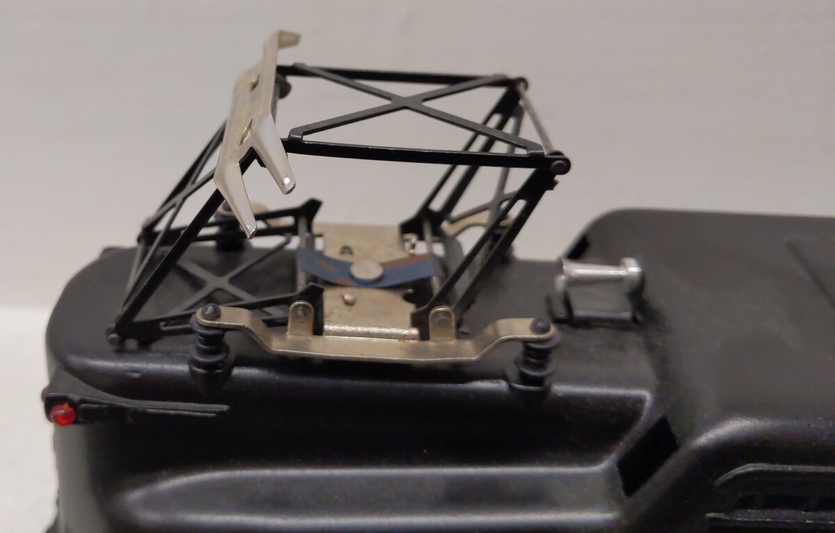 Lionel 6-8850 O Gauge Penn Central GG-1 Electric Locomotive #8850 VG/Box