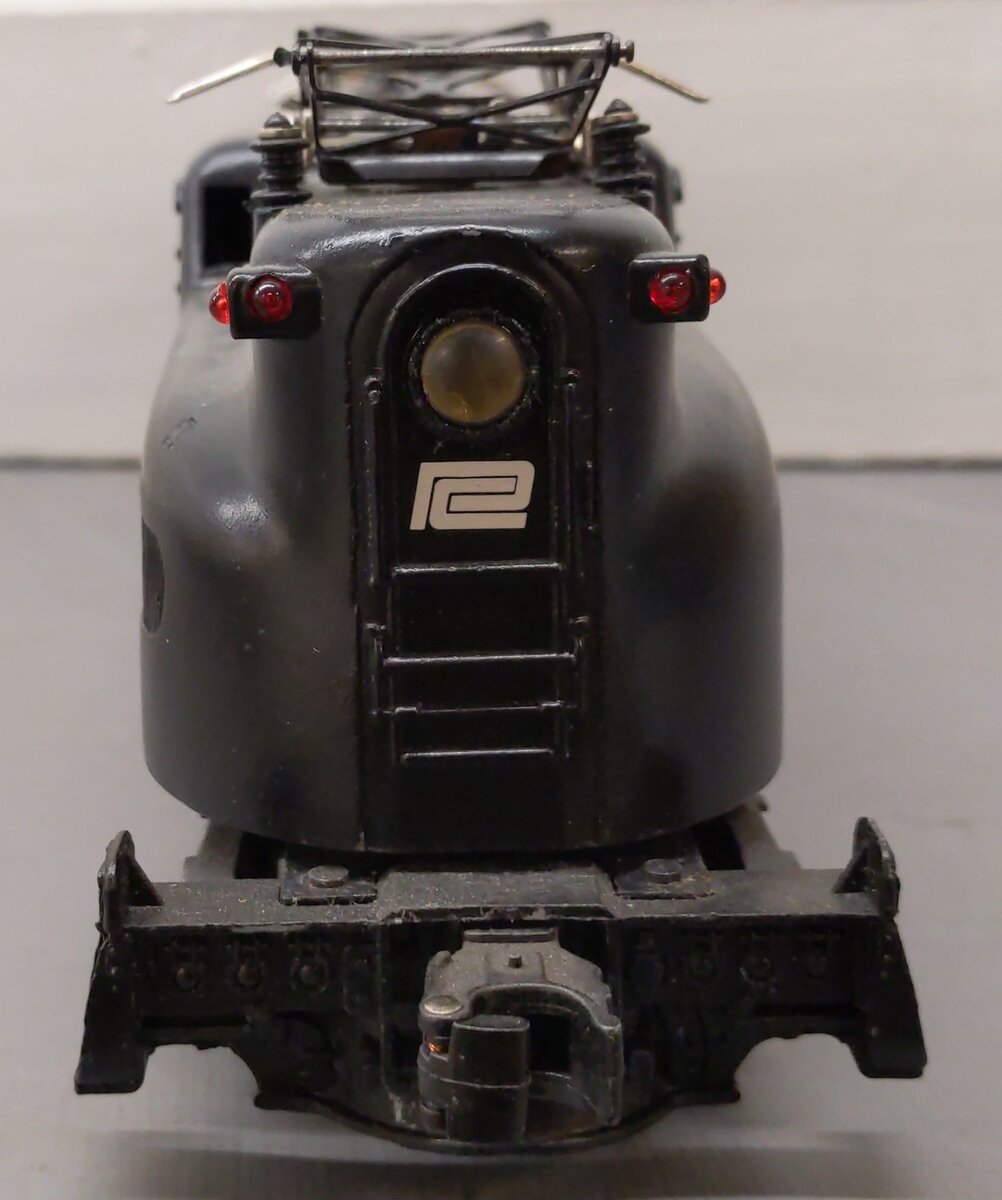 Lionel 6-8850 O Gauge Penn Central GG-1 Electric Locomotive #8850 VG/Box