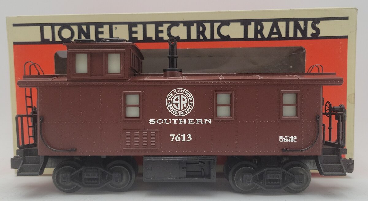 Lionel 6-17613 O Gauge Southern Steelside Caboose w/ Smoke #7613 EX/Box